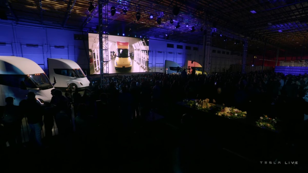 tesla semi